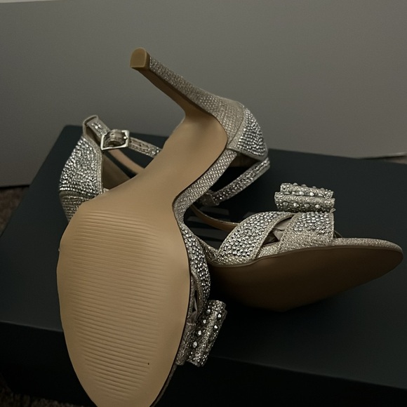 Preston Scott Lula t strap jeweled shoe size 7 - Picture 4 of 4